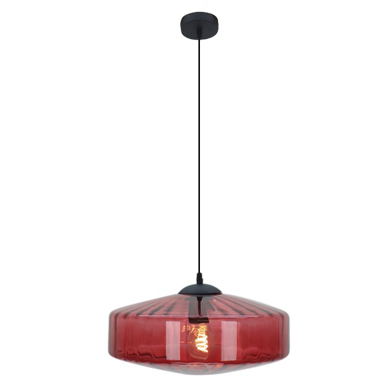 Design riippuvalaisin punainen, Sevda