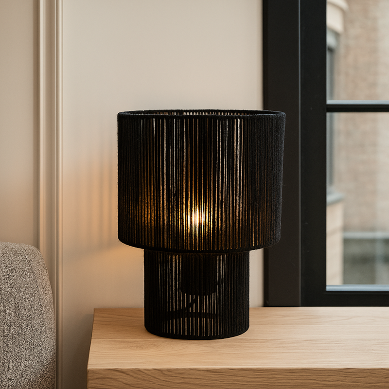 Rustiikkinen pöytävalaisin musta, Sanny, katkaisimella