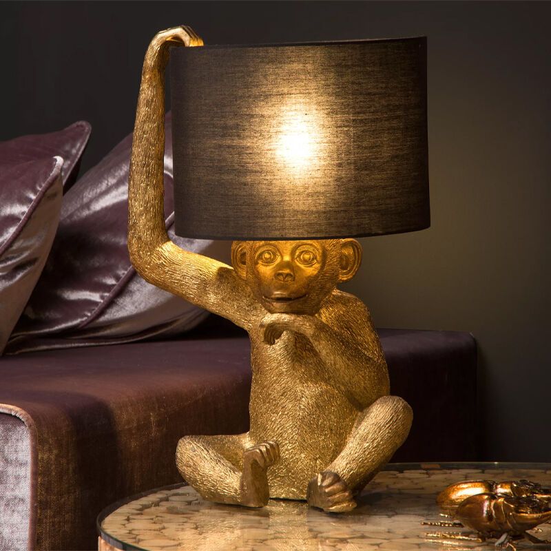 Musta muovi pöytävalaisin, Extravaganza Chimp, katkaisimella