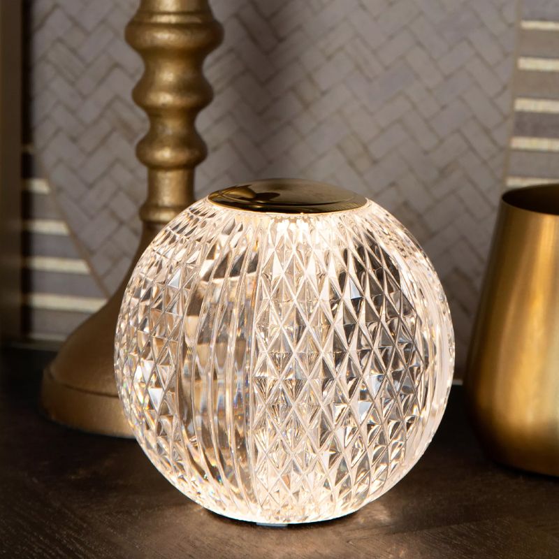 Läpinäkyvä akryyli pöytävalaisin, Cintra, 1,5W, 2700K LED, 3-portaisesti himmennettävä