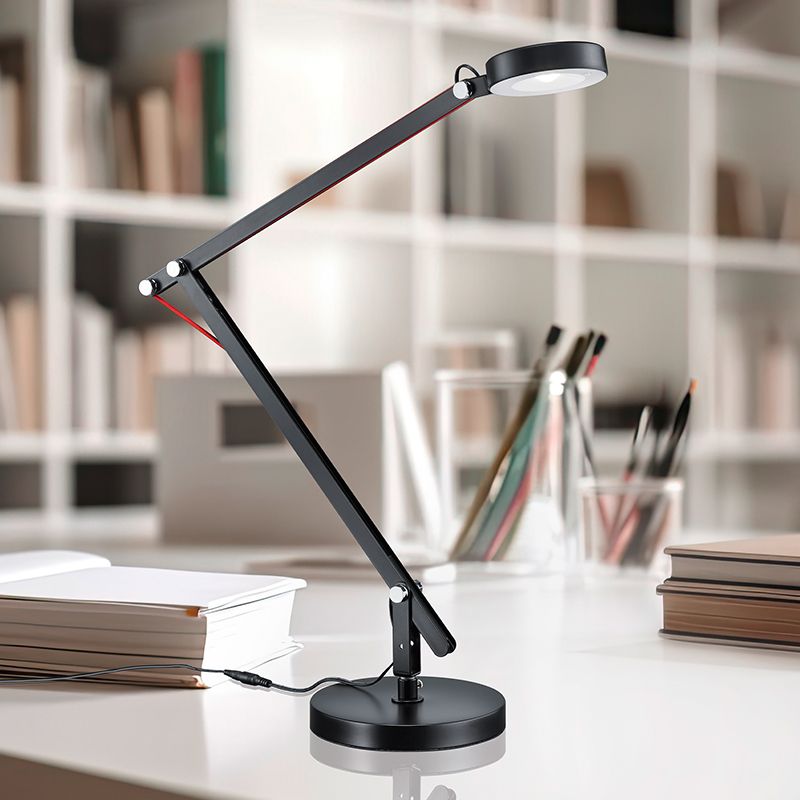 Musta metalli pöytävalaisin, Pardoes, 5W, 3000K LED, katkaisimella