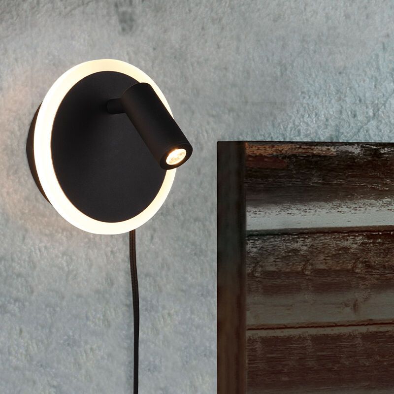 Musta metalli seinävalaisin , Sirias, 5W, 3000K LED, katkaisimella