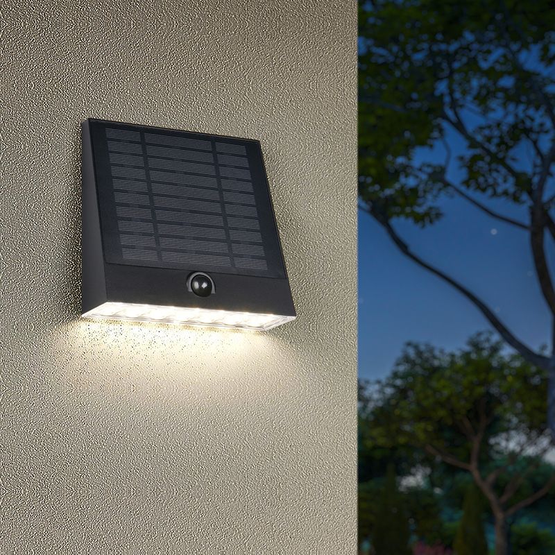 Musta muovi aurinkovoimainen ulkovalaisin, Pontus, 6W, 4000K LED, IP44