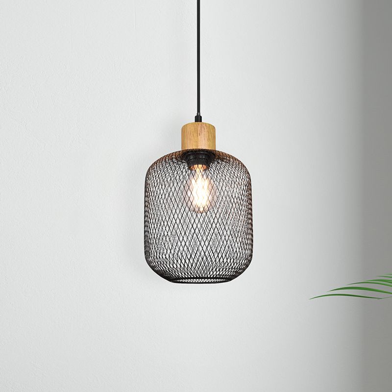 Musta metalli riippuvalaisin, Cristel