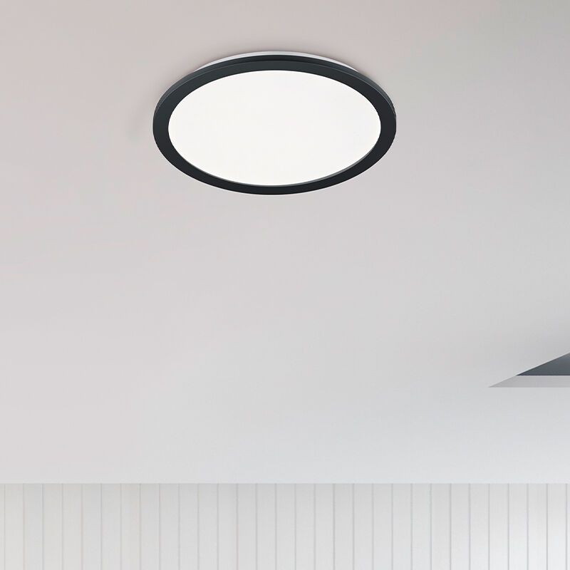 Musta muovi kylpyhuoneen kattovalaisin, Gistrup, 24W, 3000K LED, IP44 Musta muovi kylpyhuoneen kattovalaisin, Gistrup, 24W, 3000K LED, IP44