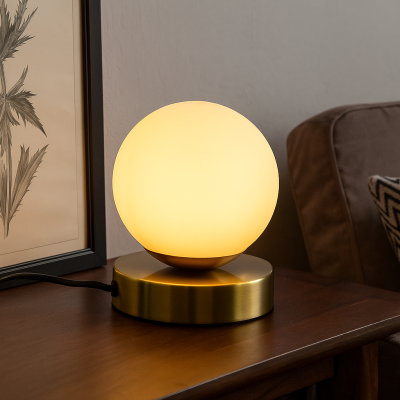 Design pöytävalaisin valkoinen, Stacy, katkaisimella