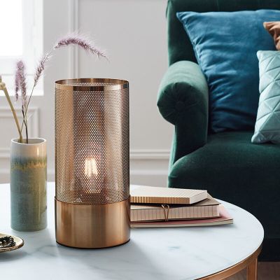 Moderni pöytävalaisin messinki, Albina, katkaisimella