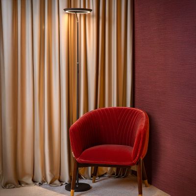 Musta metalli lattiavalaisin, Celeste, 21W, 2700K LED, kosketushimmentimellä