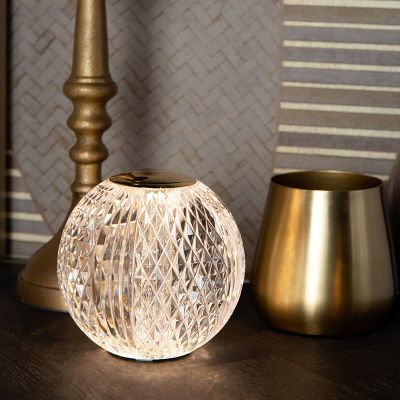 Läpinäkyvä akryyli pöytävalaisin, Cintra, 1,5W, 3000K LED, 3-portaisesti himmennettävä