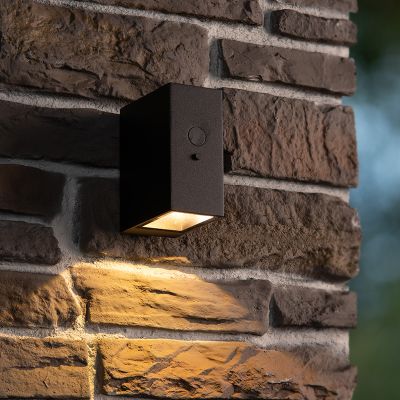 Musta alumiini aurinkovoimainen ulkovalaisin, Bolton, 1W, 3000K LED, IP54