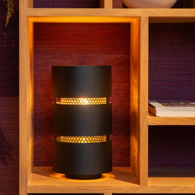 Musta metalli pöytävalaisin, Rosas, katkaisimella