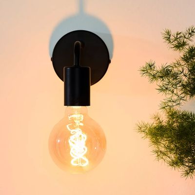 Musta metalli seinävalaisin , Scott