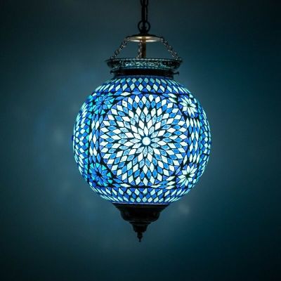 Itämainen riippuvalaisin sininen, Aziza