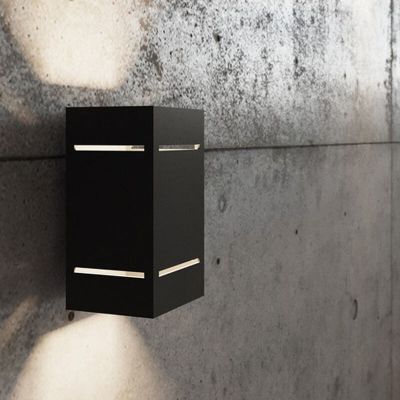 Alumiini ylös alas seinävalaisin musta, Janien