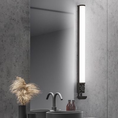 Musta muovi kylpyhuoneen seinävalaisin, Bernou, 16W, 3000K LED, IP44