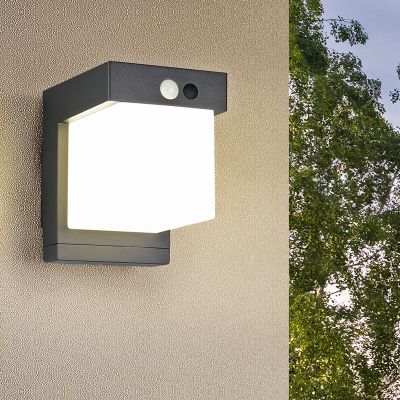 Musta muovi aurinkovoimainen ulkovalaisin, Kadija, 5,5W, 4000K LED, IP44